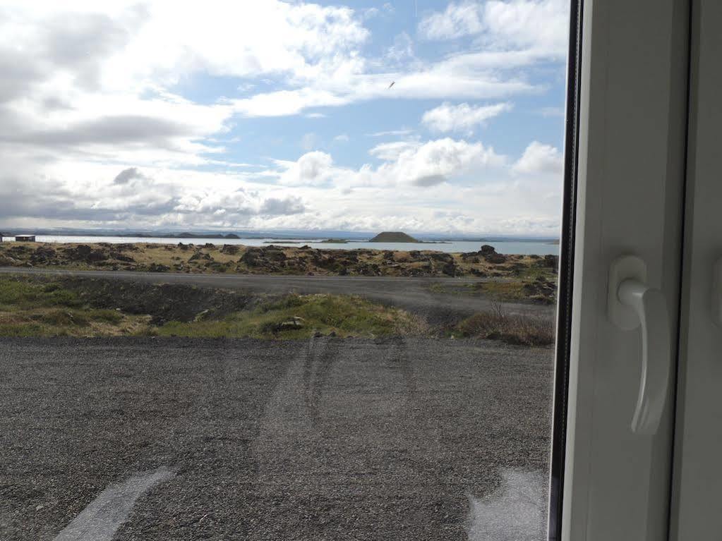 Dimmuborgir Guesthouse Myvatn Exterior photo